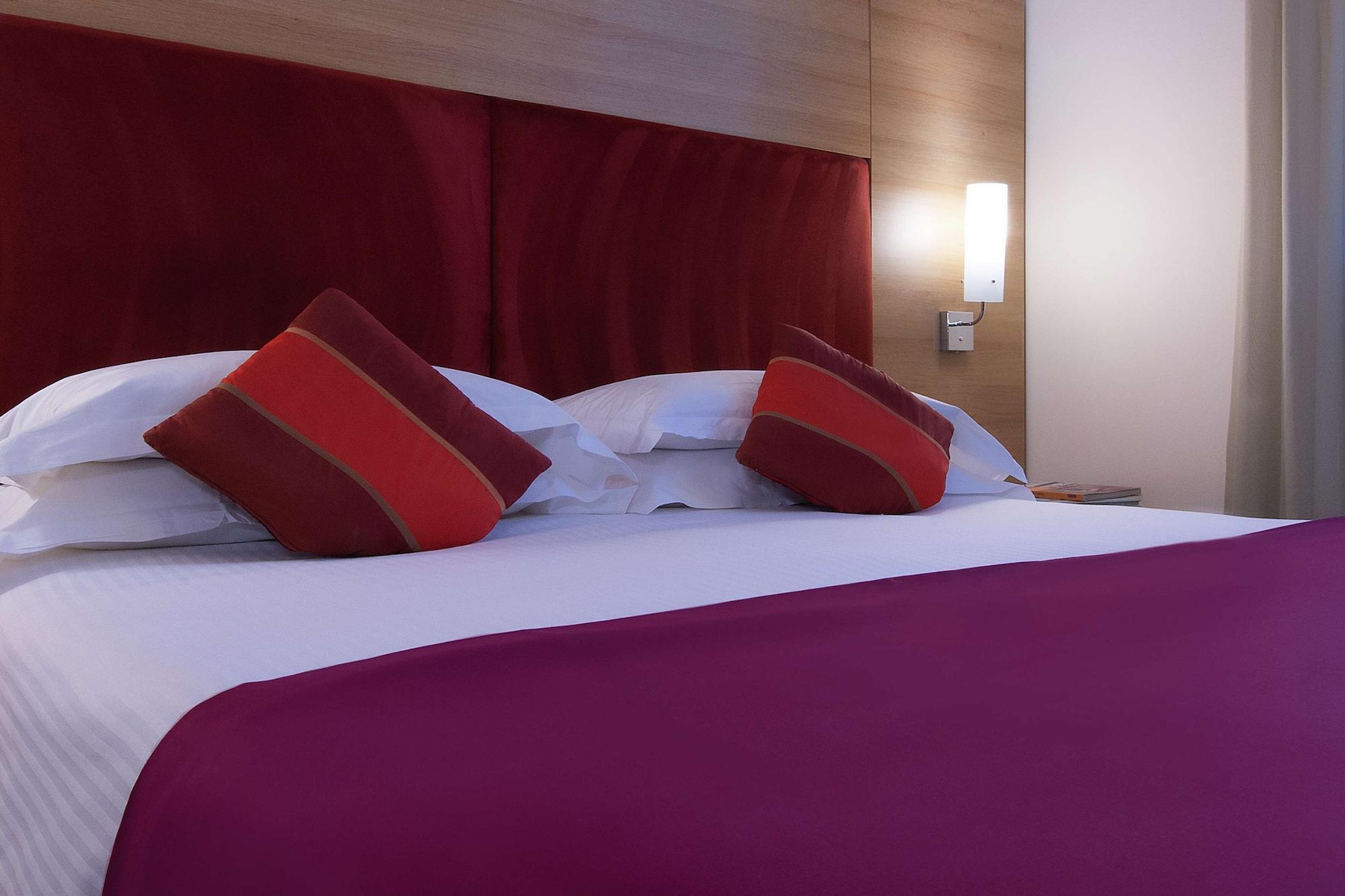 Dolce By Wyndham Milan Malpensa Otel Somma Lombardo Dış mekan fotoğraf