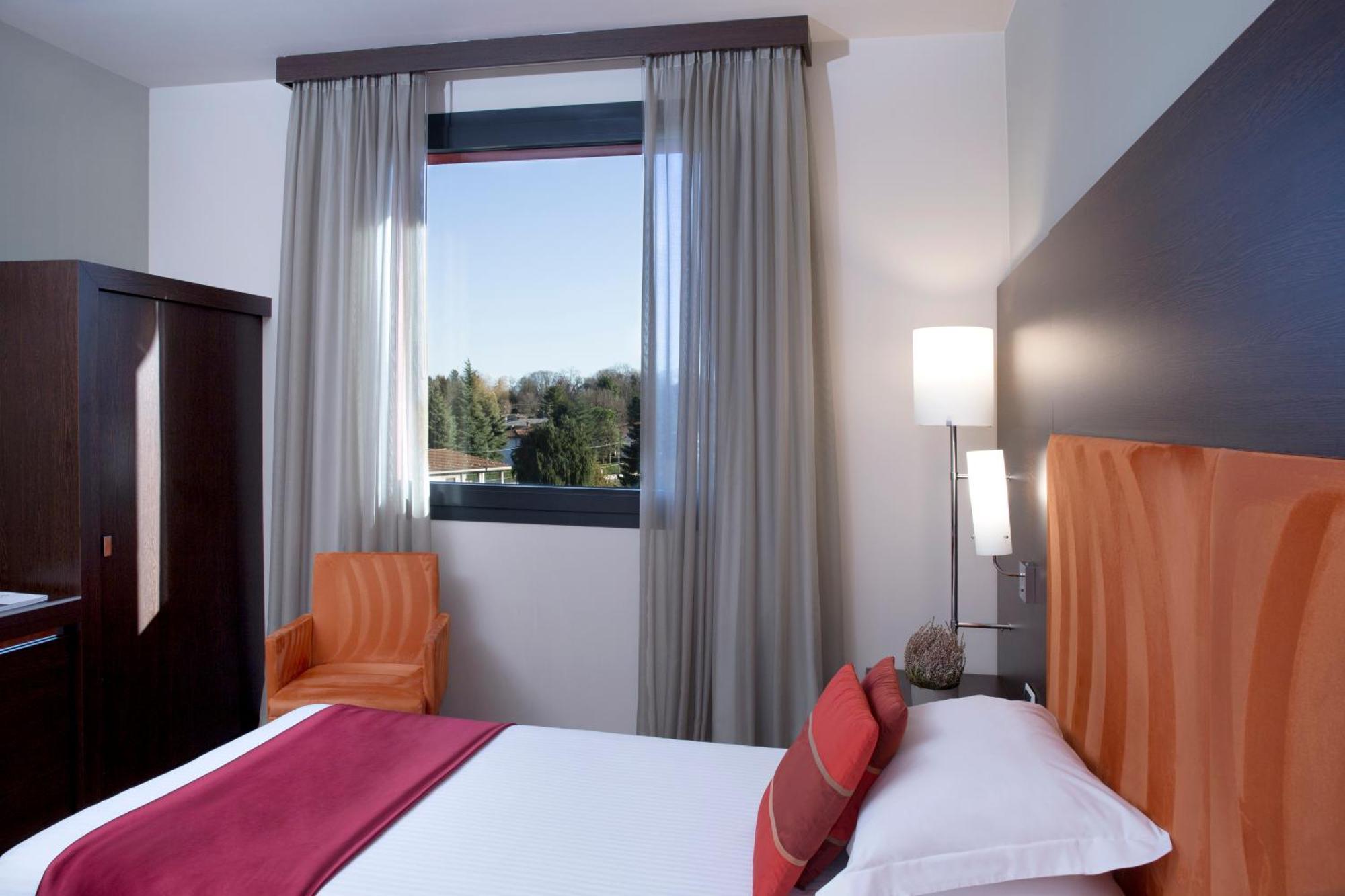 Dolce By Wyndham Milan Malpensa Otel Somma Lombardo Dış mekan fotoğraf