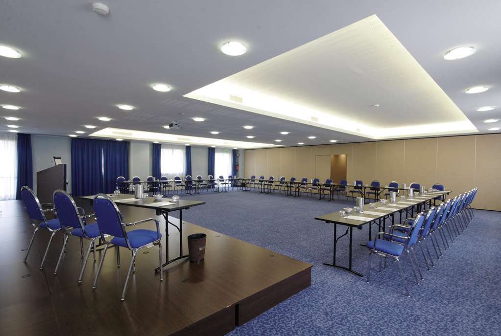 Dolce By Wyndham Milan Malpensa Otel Somma Lombardo İş olanakları fotoğraf