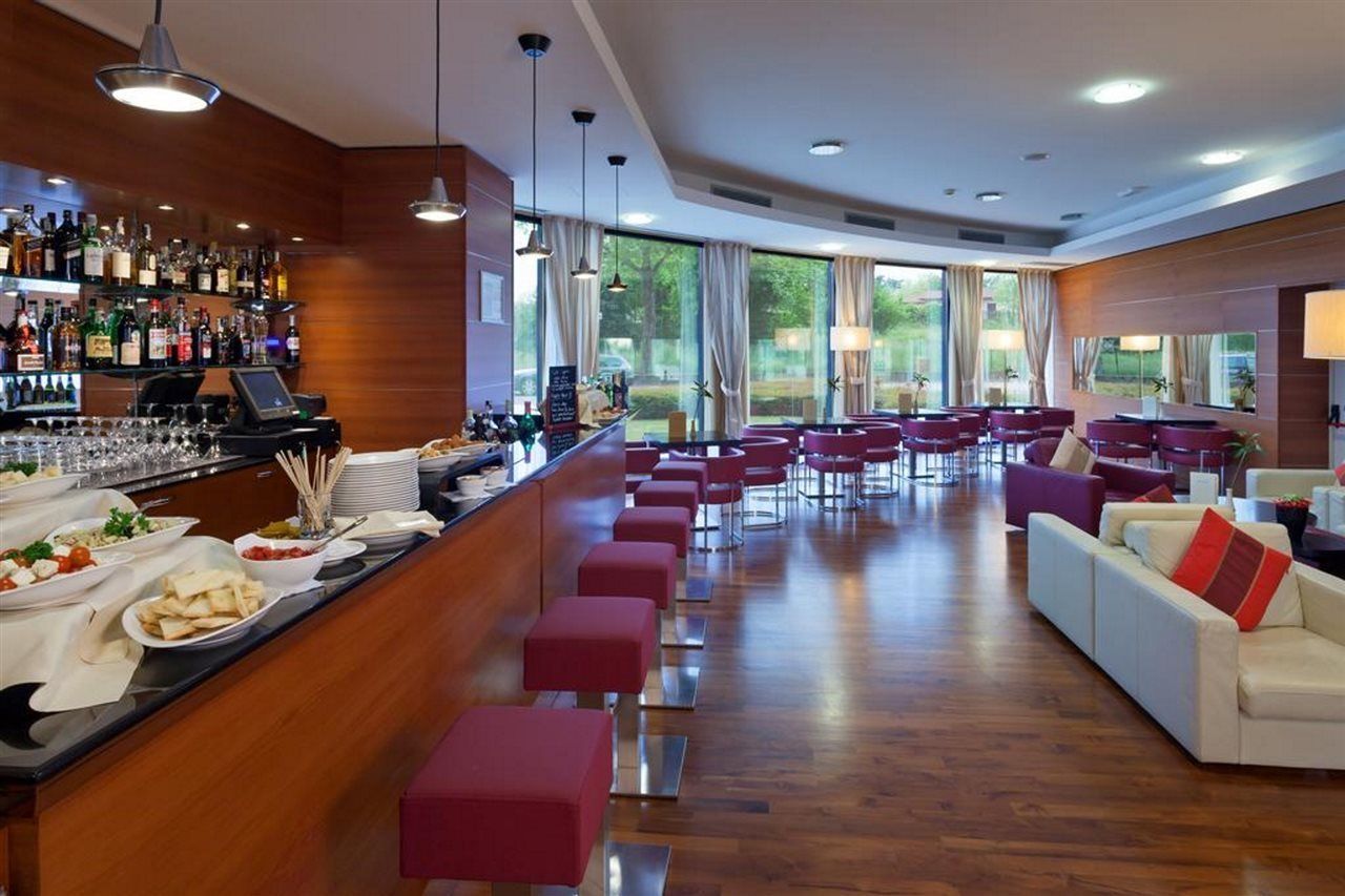 Dolce By Wyndham Milan Malpensa Otel Somma Lombardo Dış mekan fotoğraf