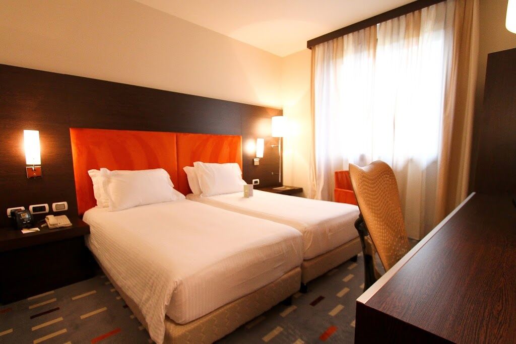 Dolce By Wyndham Milan Malpensa Otel Somma Lombardo Dış mekan fotoğraf